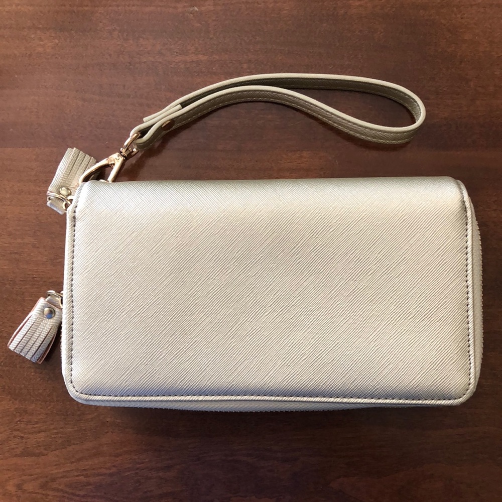 Gold wristlet purse/wallet